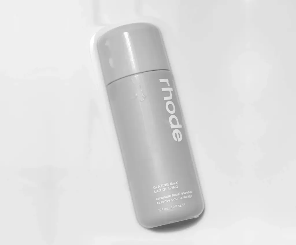RHODE GLAZING MILK ESSENCE